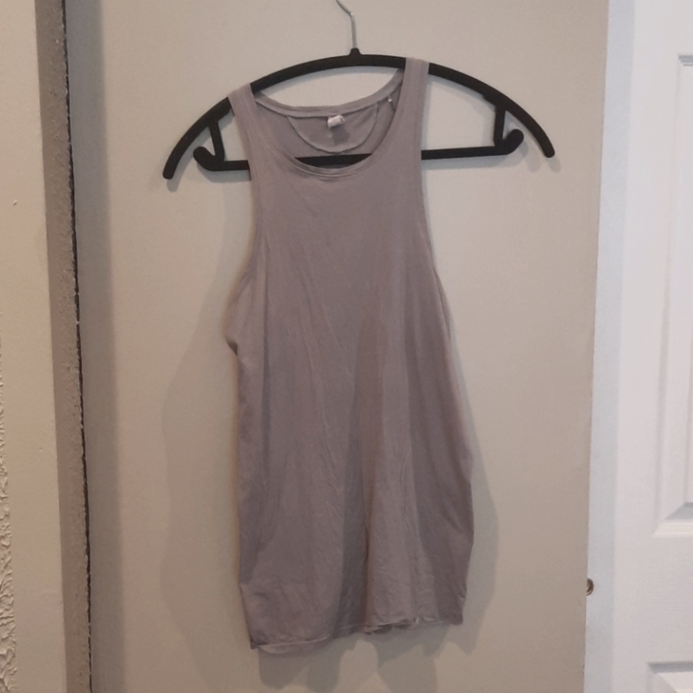 Under Armour tank women's S/M P